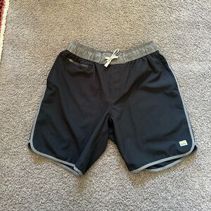 Vuori Banks Men’s Shorts